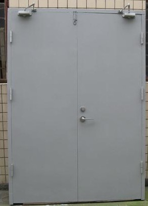 1638795727978284.jpg 木質防火門油漆.jpg